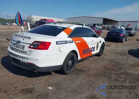 2018 Ford Police Interceptor из США, поврежденный, VIN 1FAHP2MK8JG104868